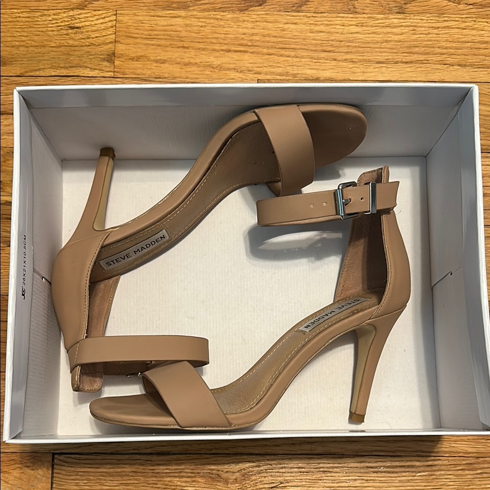 Steve Madden Tan Women's Heels